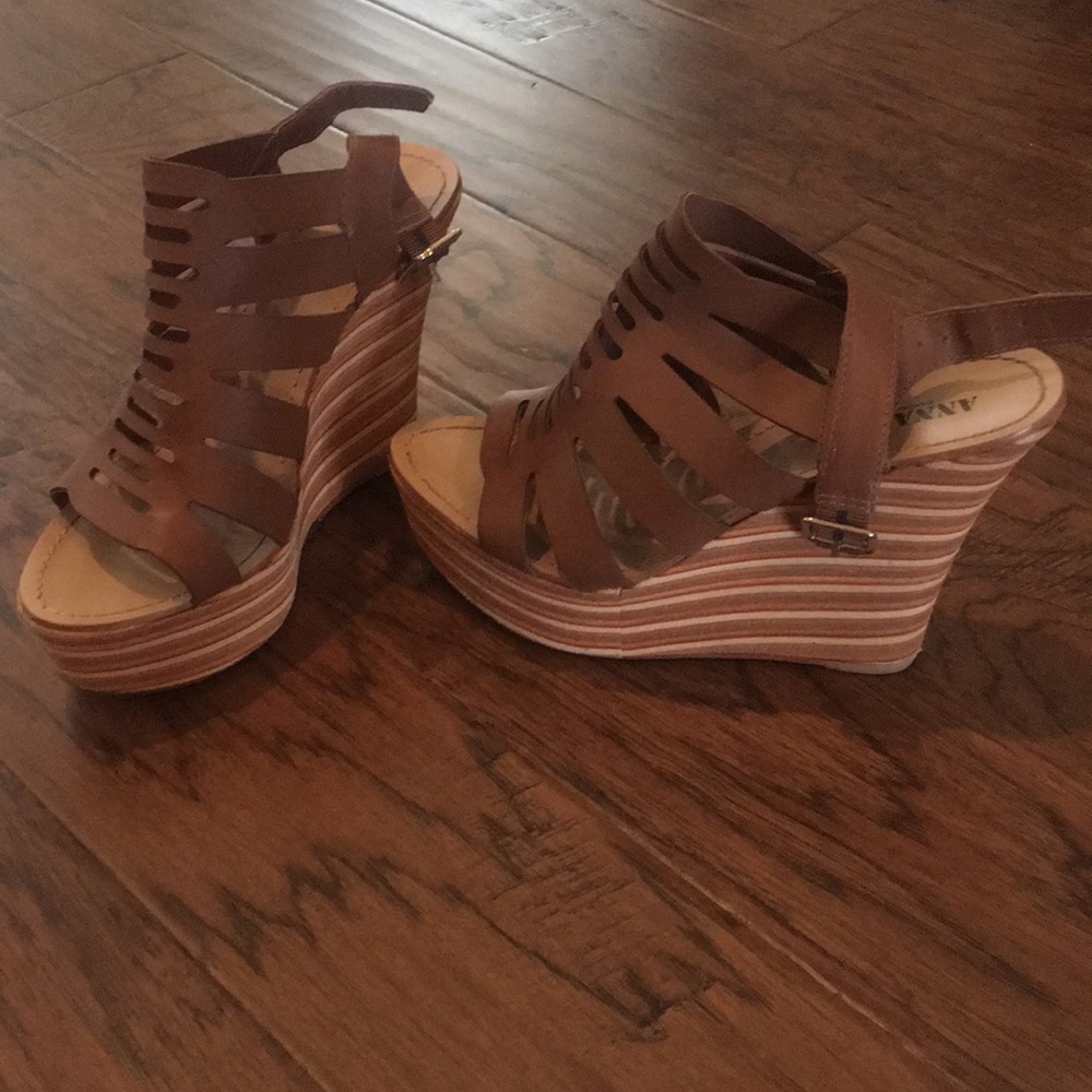 Brown Size 8 Anna Luz wedges